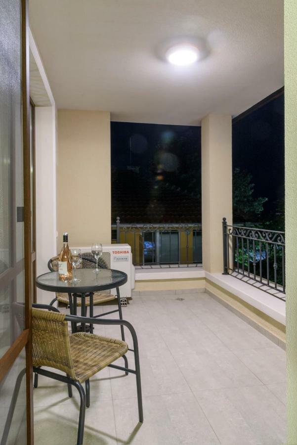Gradina Hotel Chernomorets Eksteriør billede