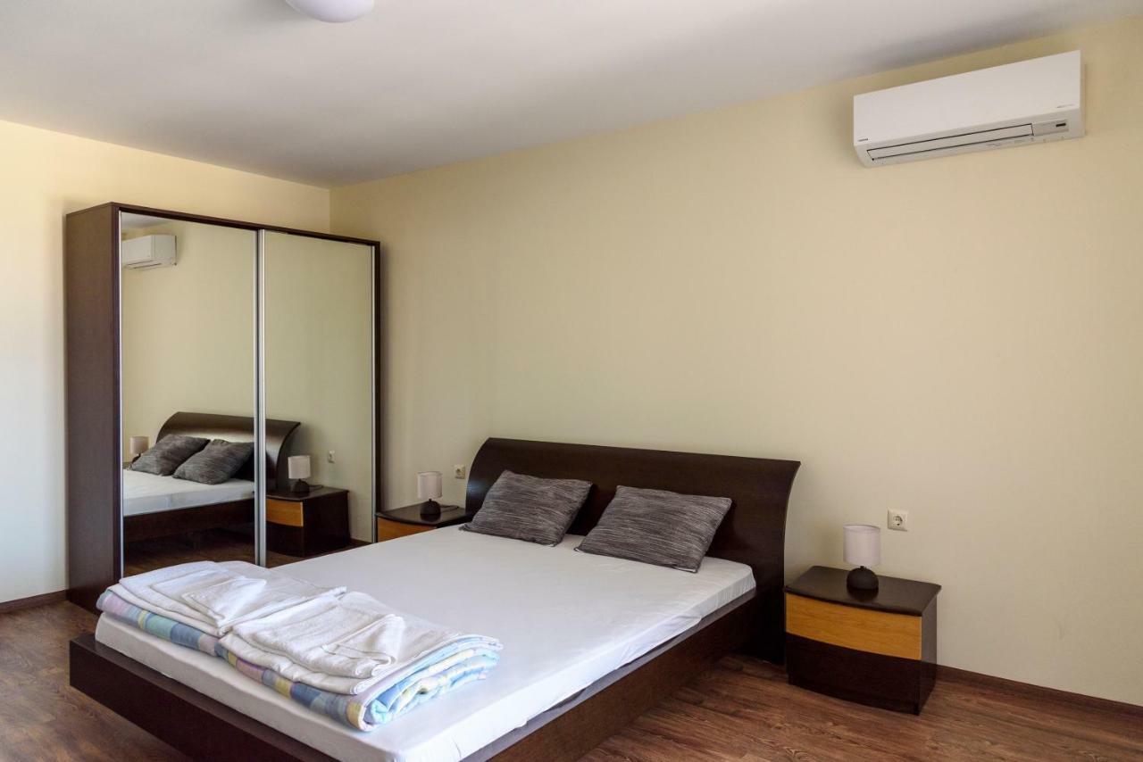 Gradina Hotel Chernomorets Eksteriør billede