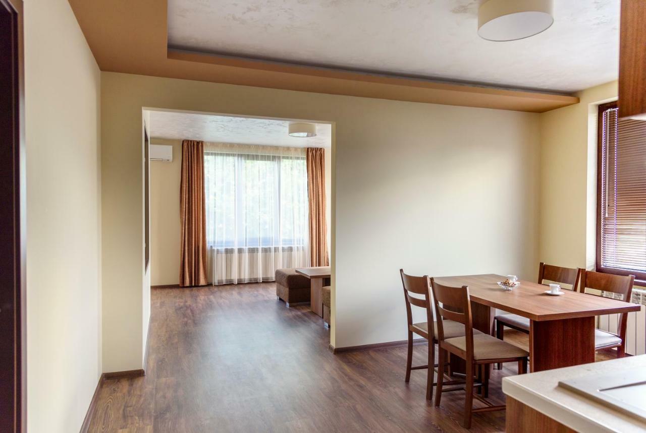 Gradina Hotel Chernomorets Eksteriør billede