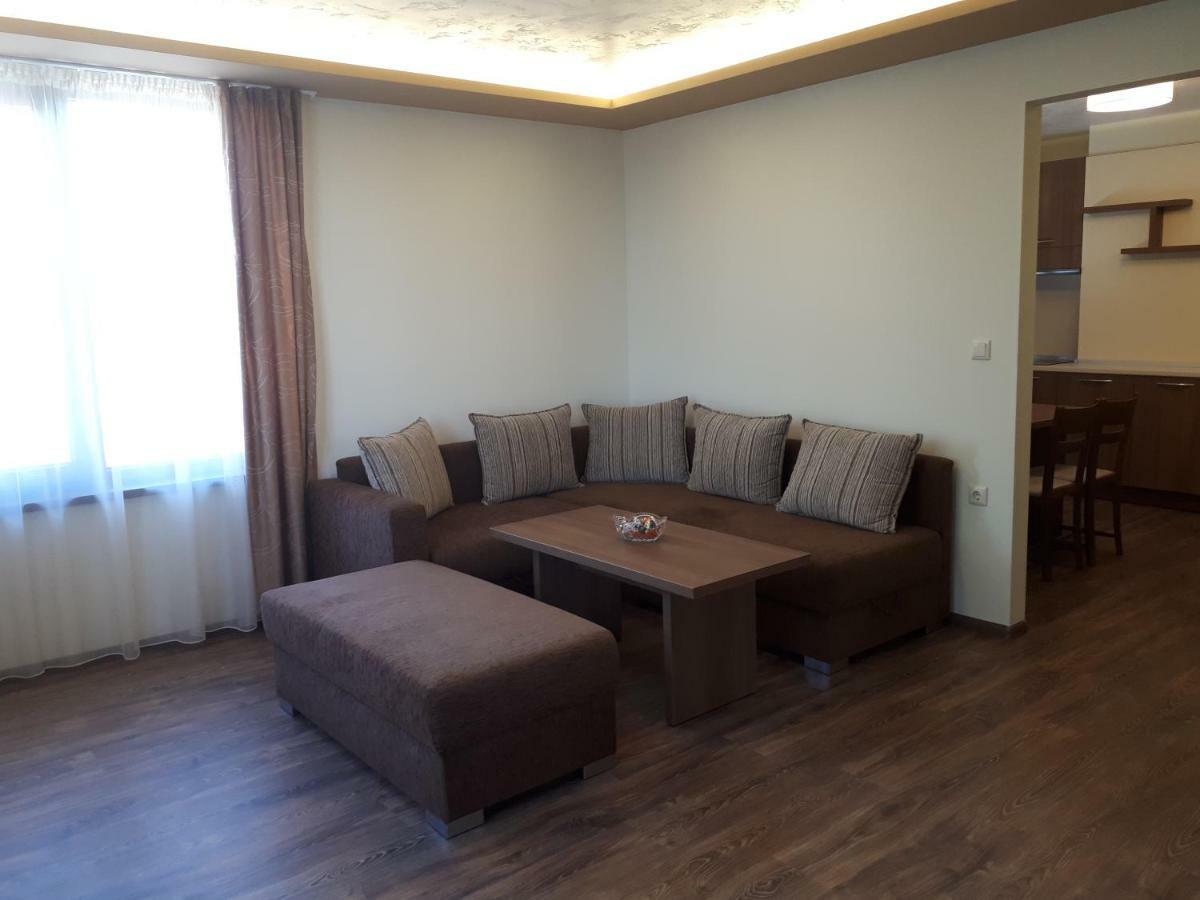 Gradina Hotel Chernomorets Eksteriør billede